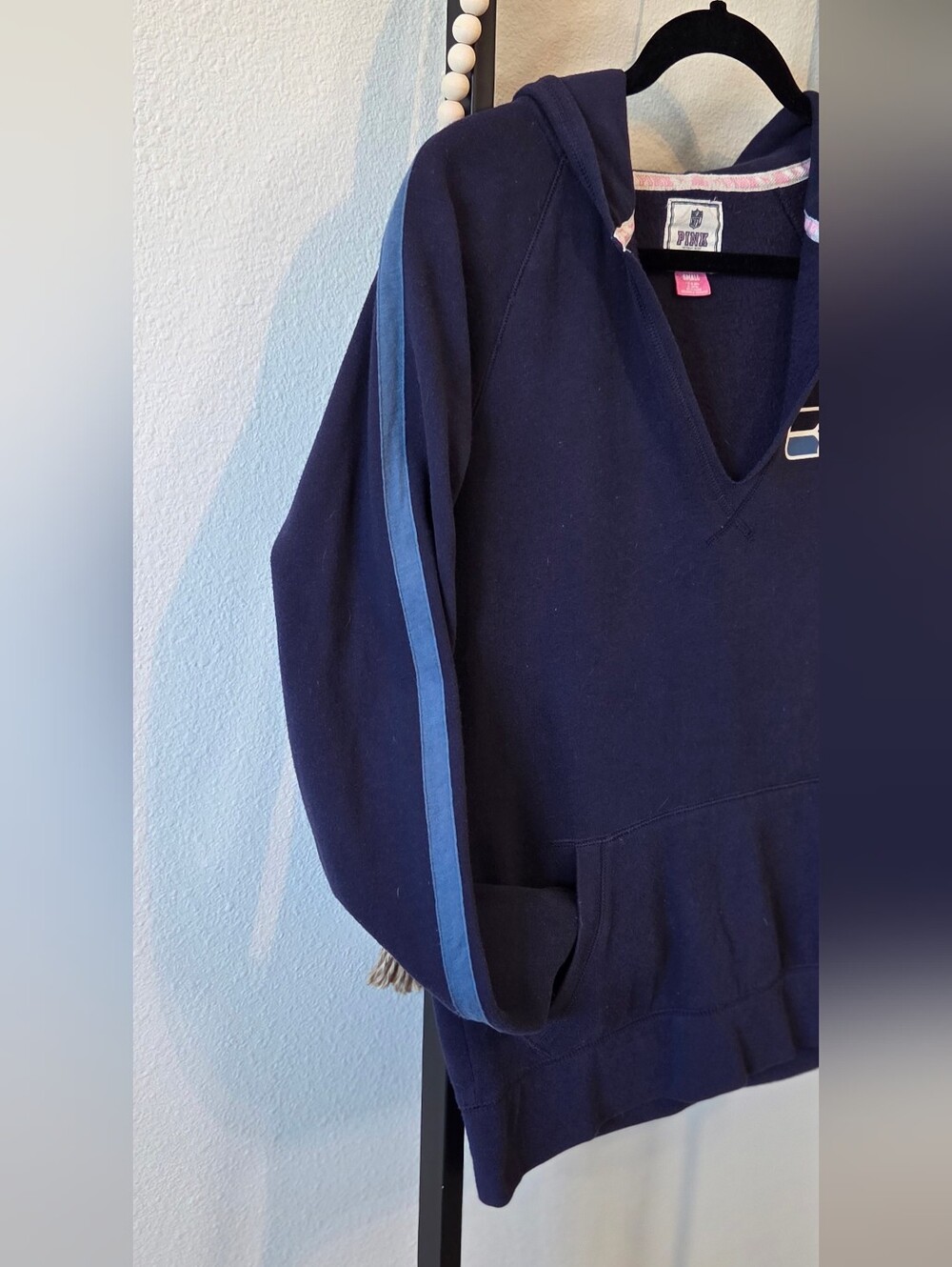 PINK Victoria’s Secret NFL Seattle Seahawks Hoodie – Size Small - Picture 3 of 6